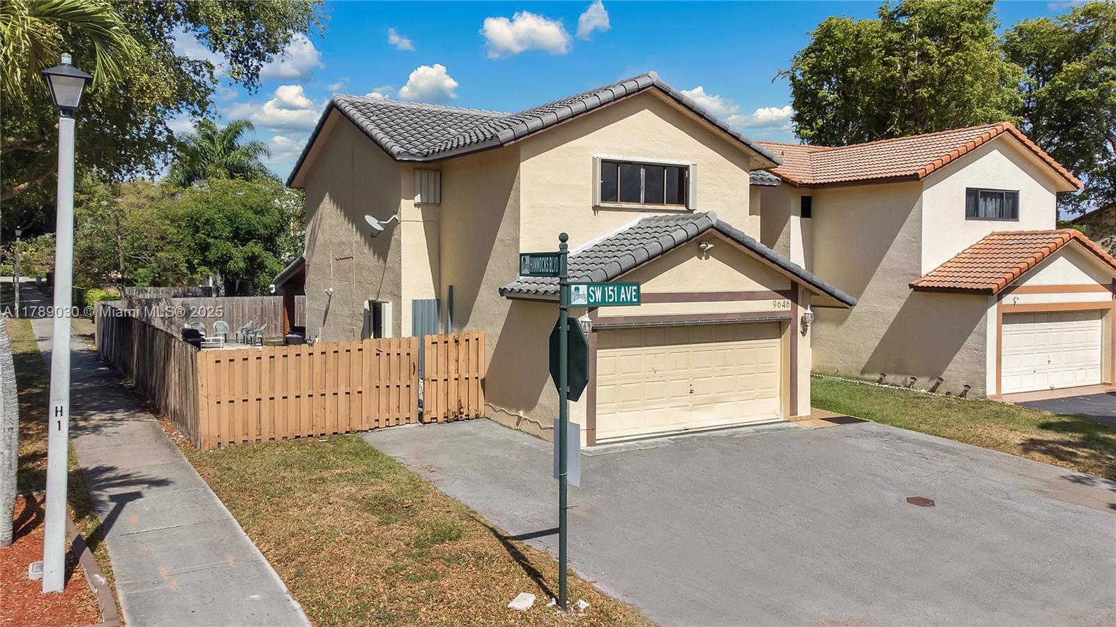 9646 Sw 151st Ave 1, Miami, Broward County, Florida - 3 Bedrooms  
2 Bathrooms - 
