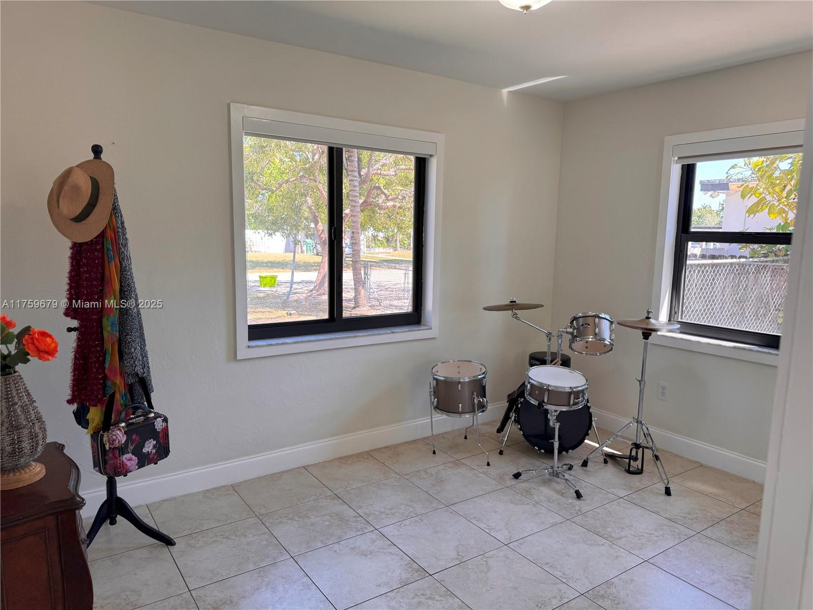 OPA LOCKA PL NO 3 - Residential