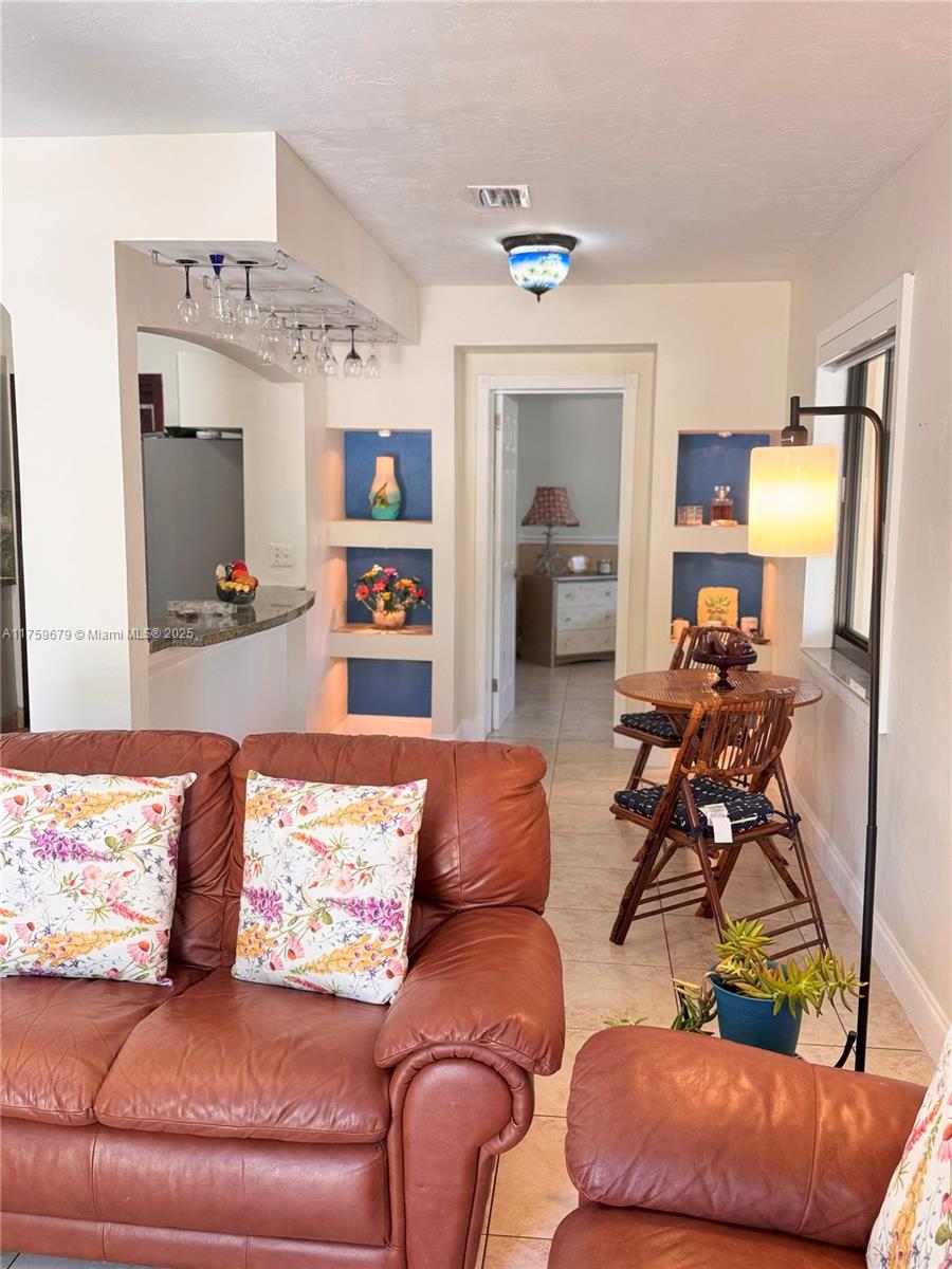 OPA LOCKA PL NO 3 - Residential