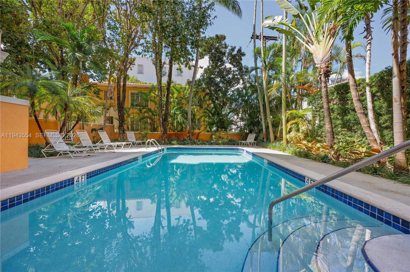 FIRST ALHAMBRA CIRCLE CON - Residential Lease