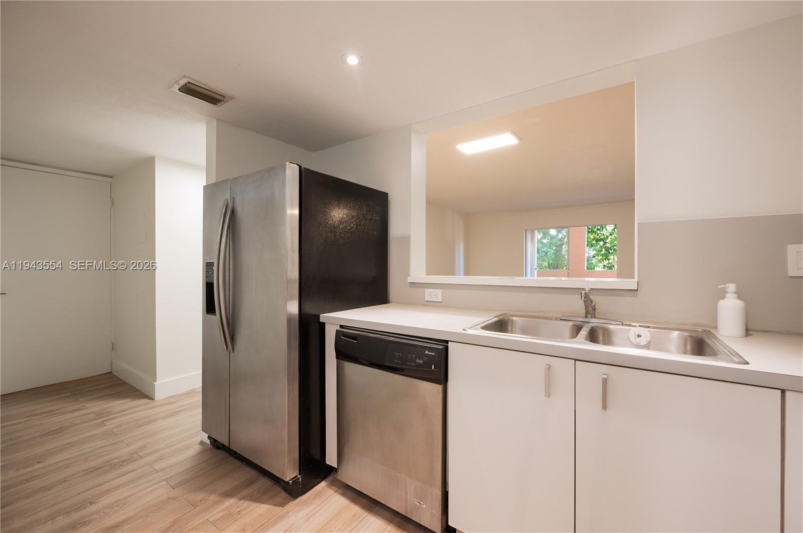 FIRST ALHAMBRA CIRCLE CON - Residential Lease