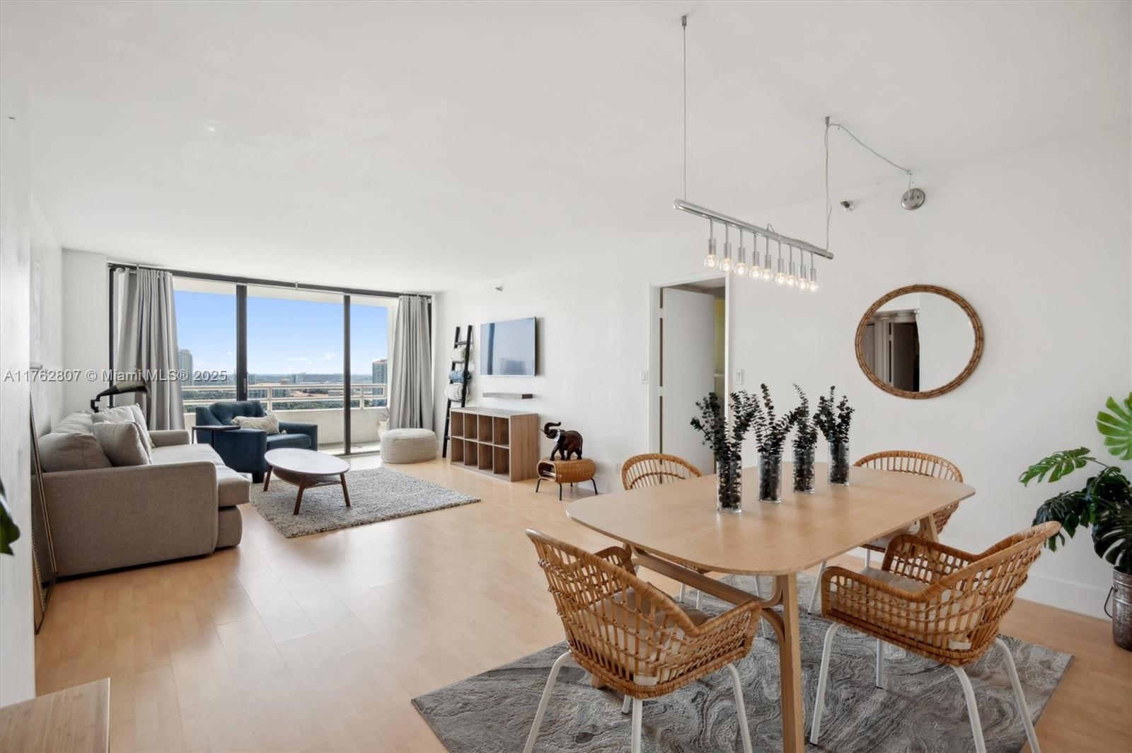 Delvista Towers Condo - Residential