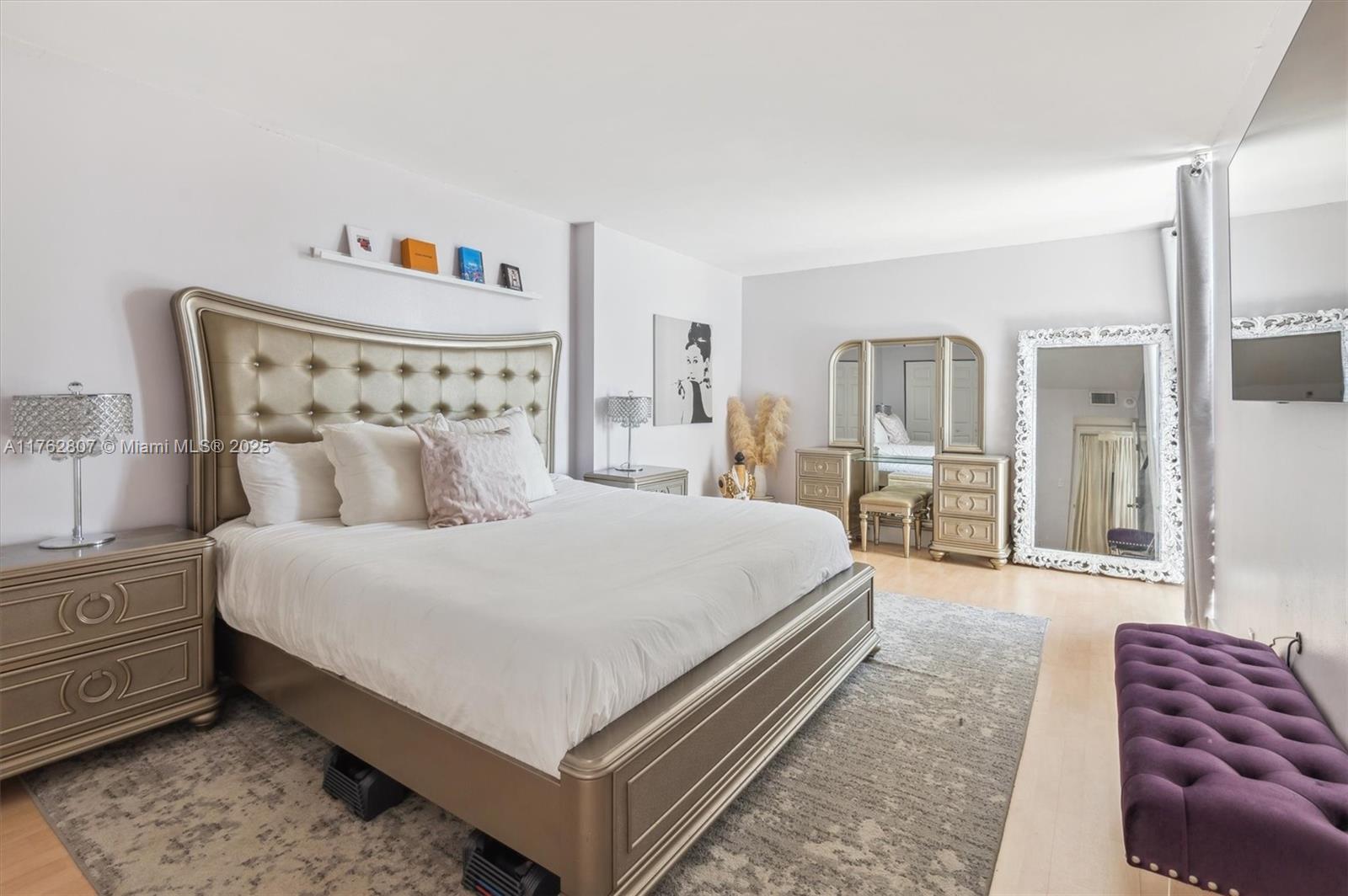 Delvista Towers Condo - Residential