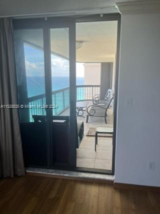 EASTPOINTE CONDO - Residential Lease