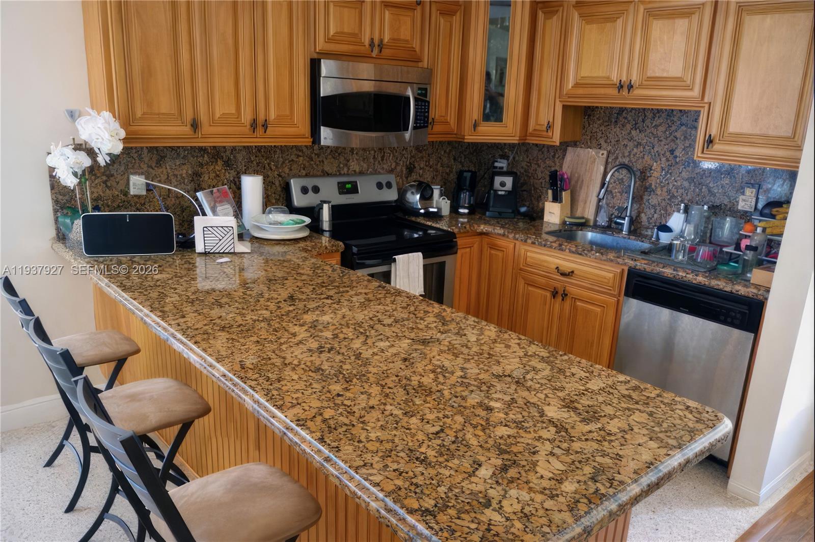 RANCHO MANOR - Residential