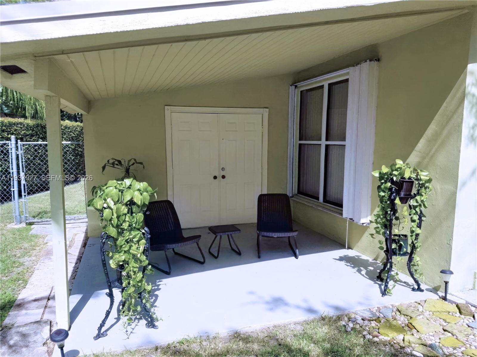 RANCHO MANOR - Residential