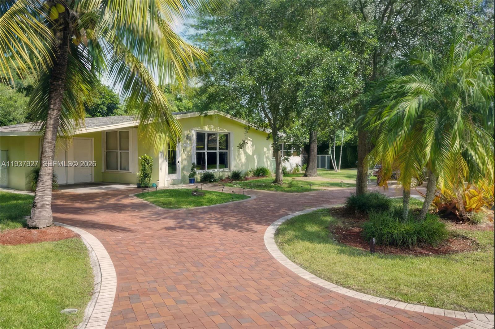 RANCHO MANOR - Residential