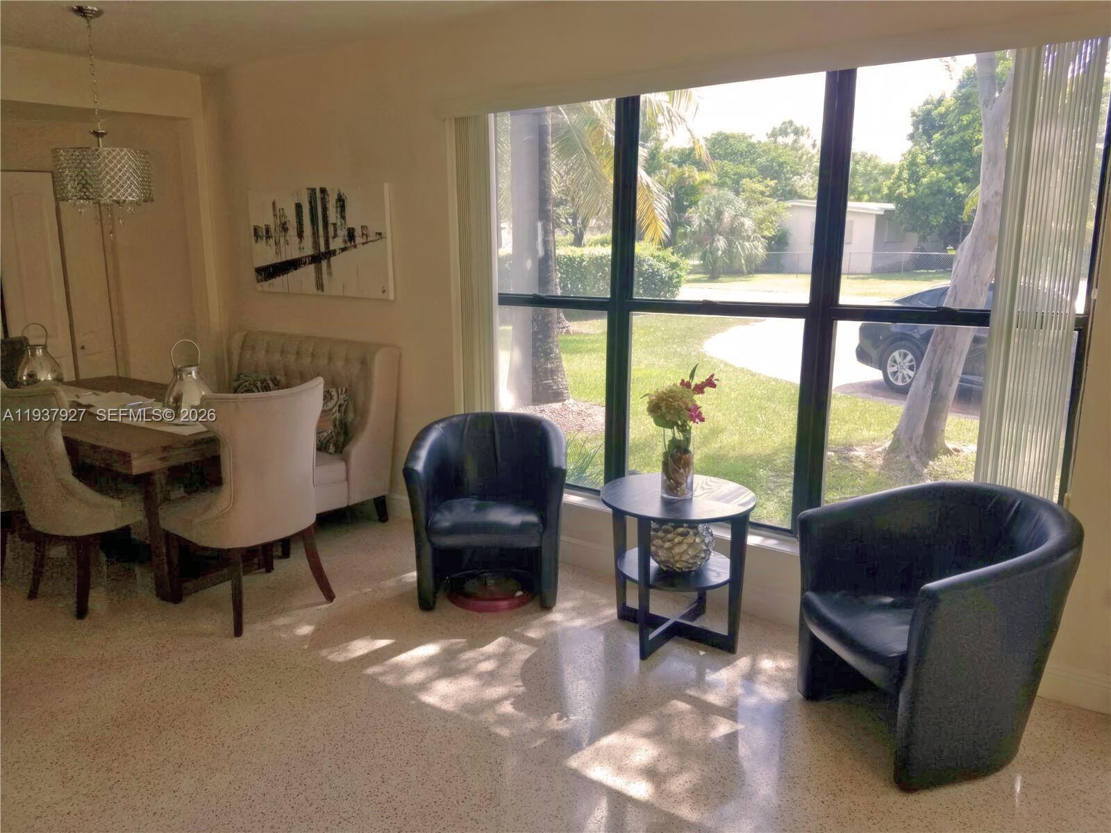 RANCHO MANOR - Residential