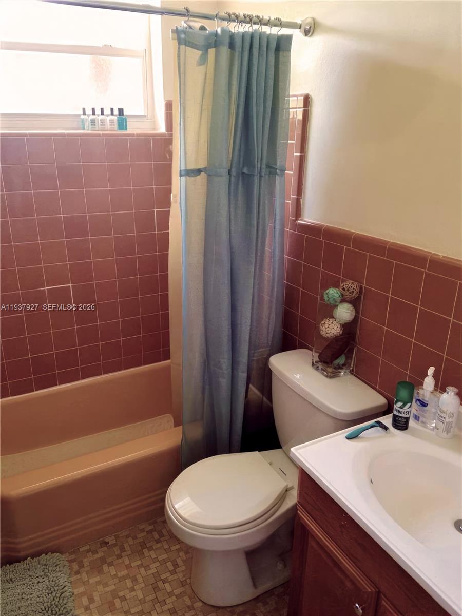 RANCHO MANOR - Residential