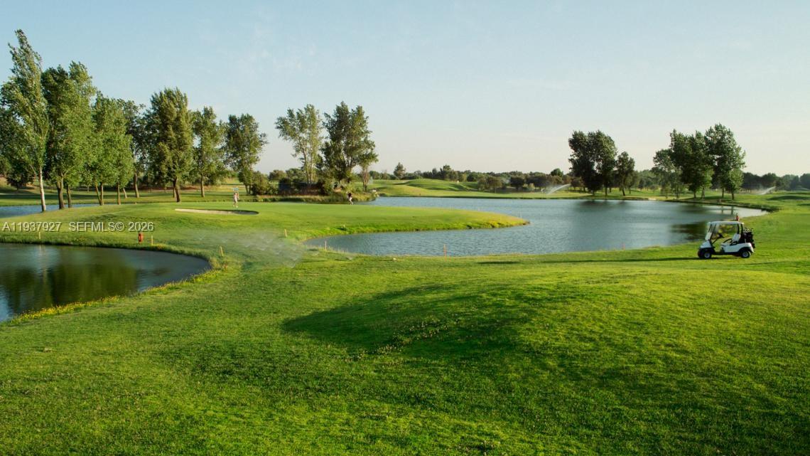 RANCHO MANOR - Residential