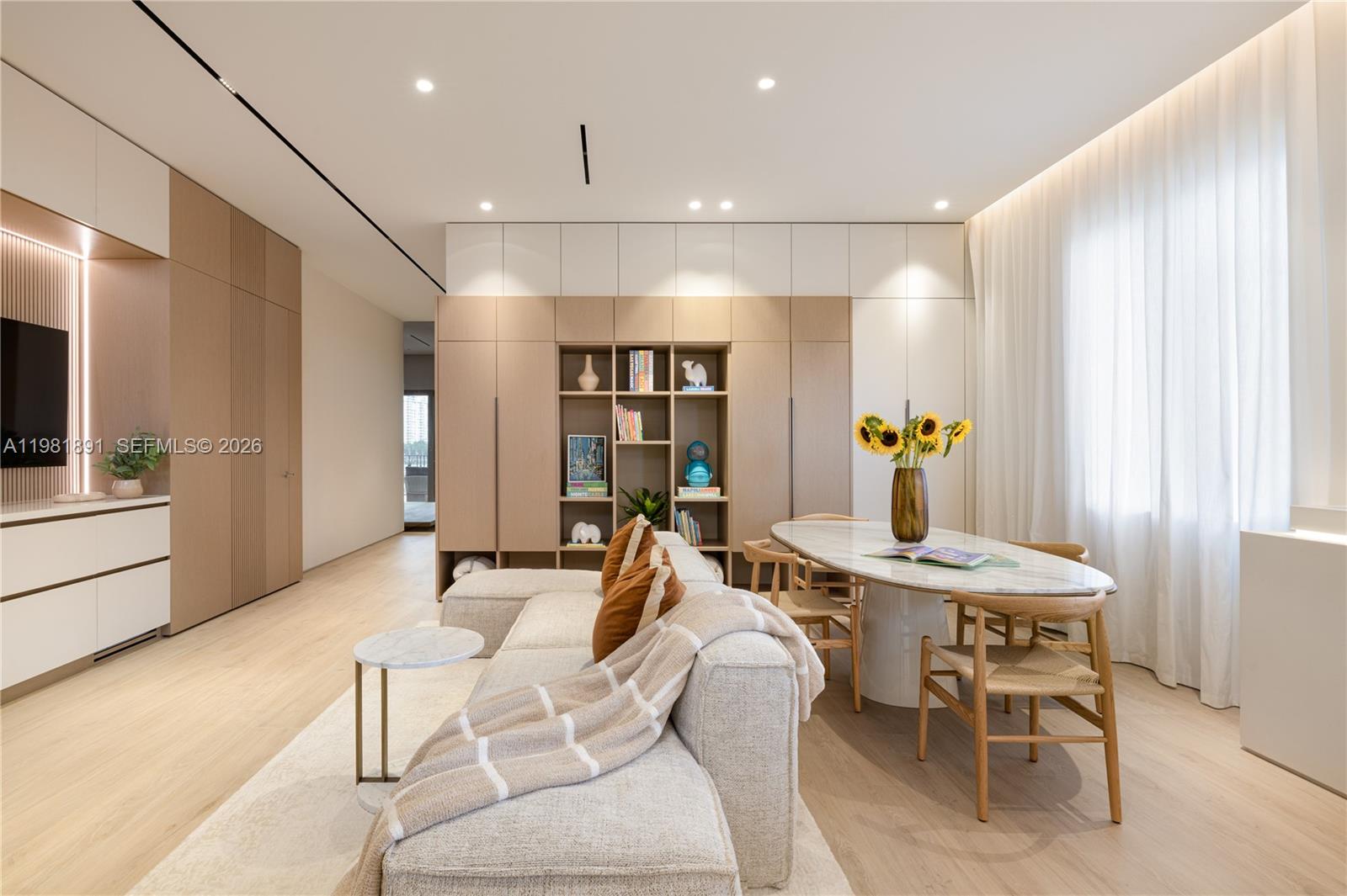 Villa Flora at Williams - Residential