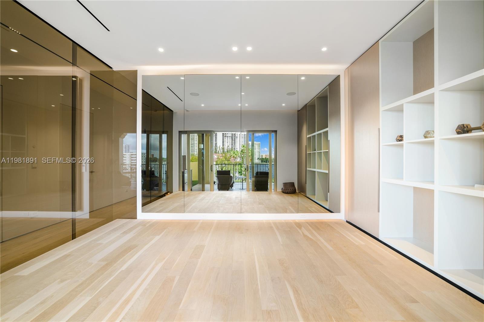 Villa Flora at Williams - Residential