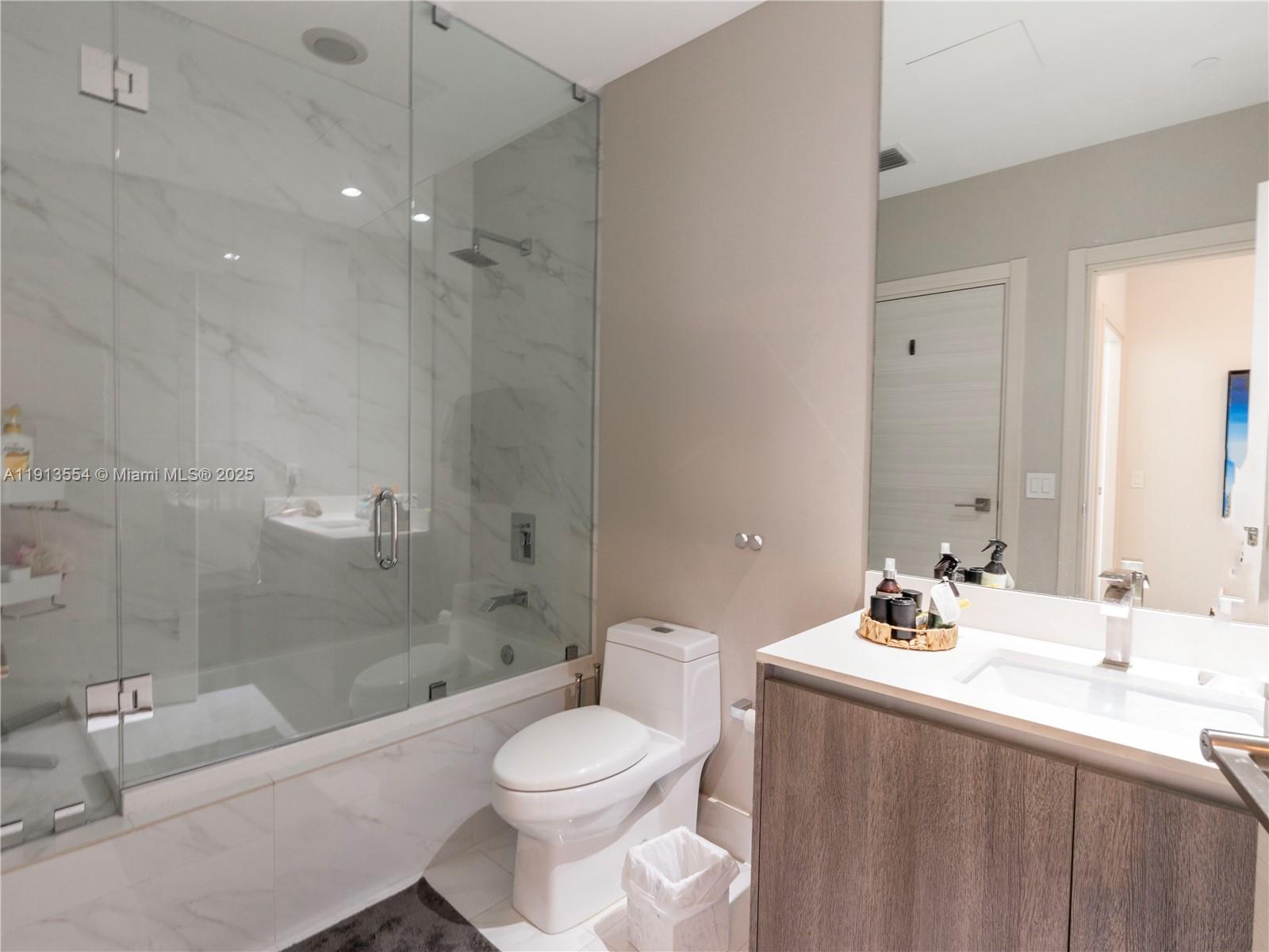 801 SMA RESIDENCES CONDO - Residential Lease