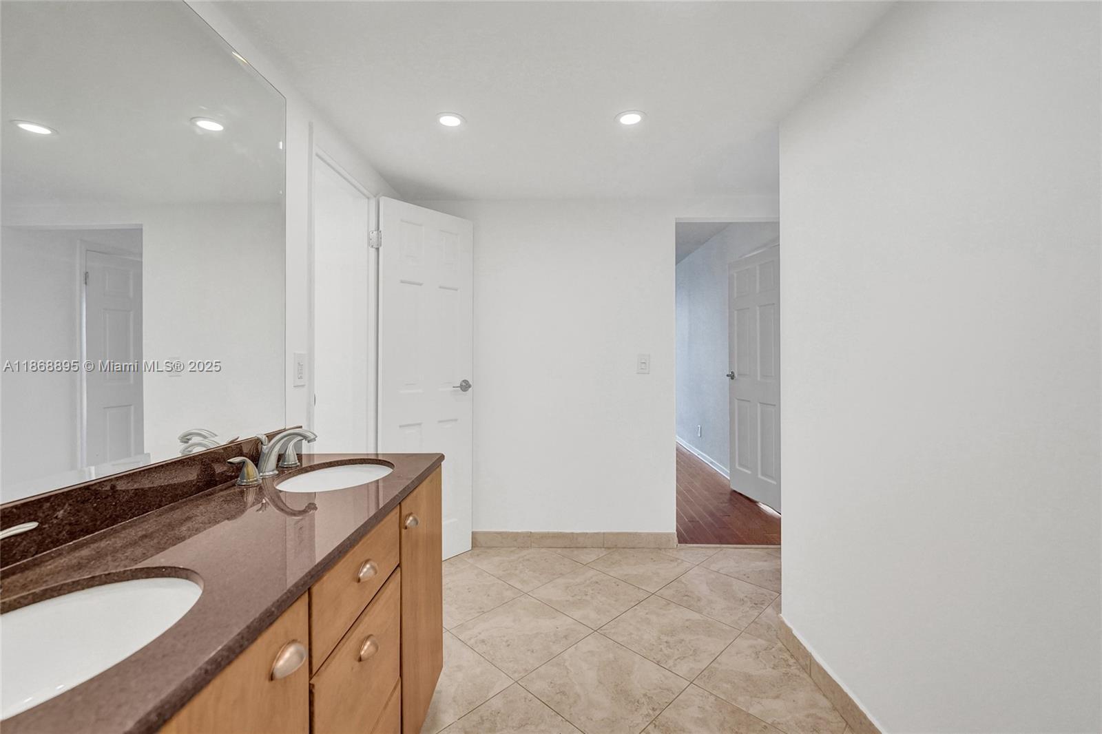 ALLINGTON TOWERS NORTH CO - Residential