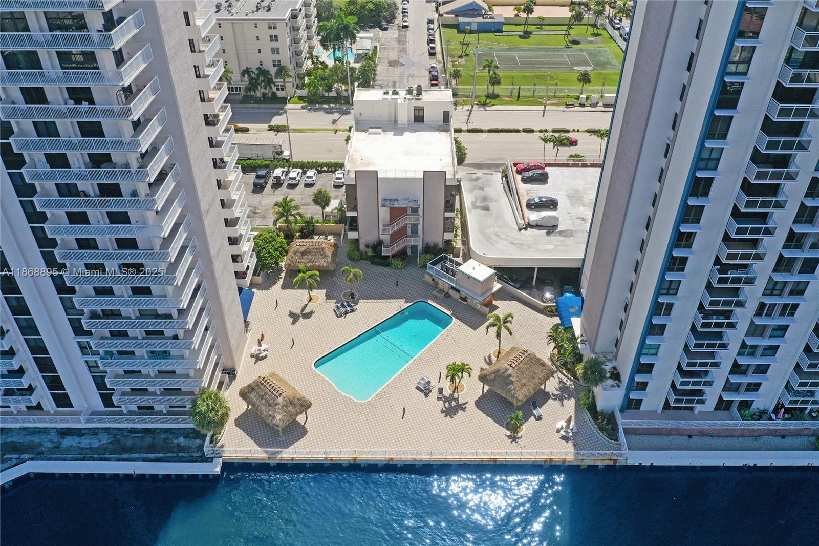 1500 S Ocean Dr 6F