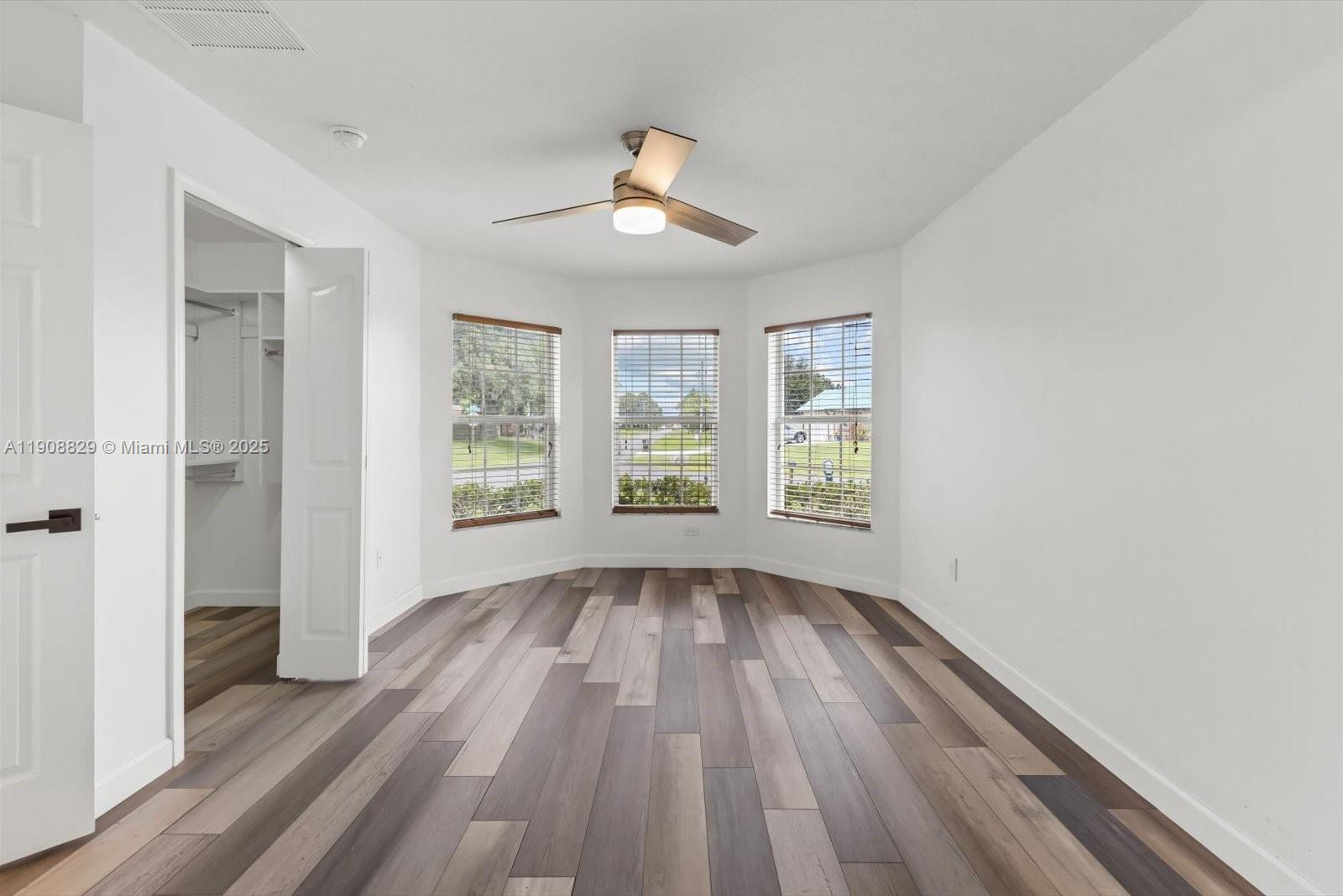 PORT ST LUCIE SECTION 8 - Residential