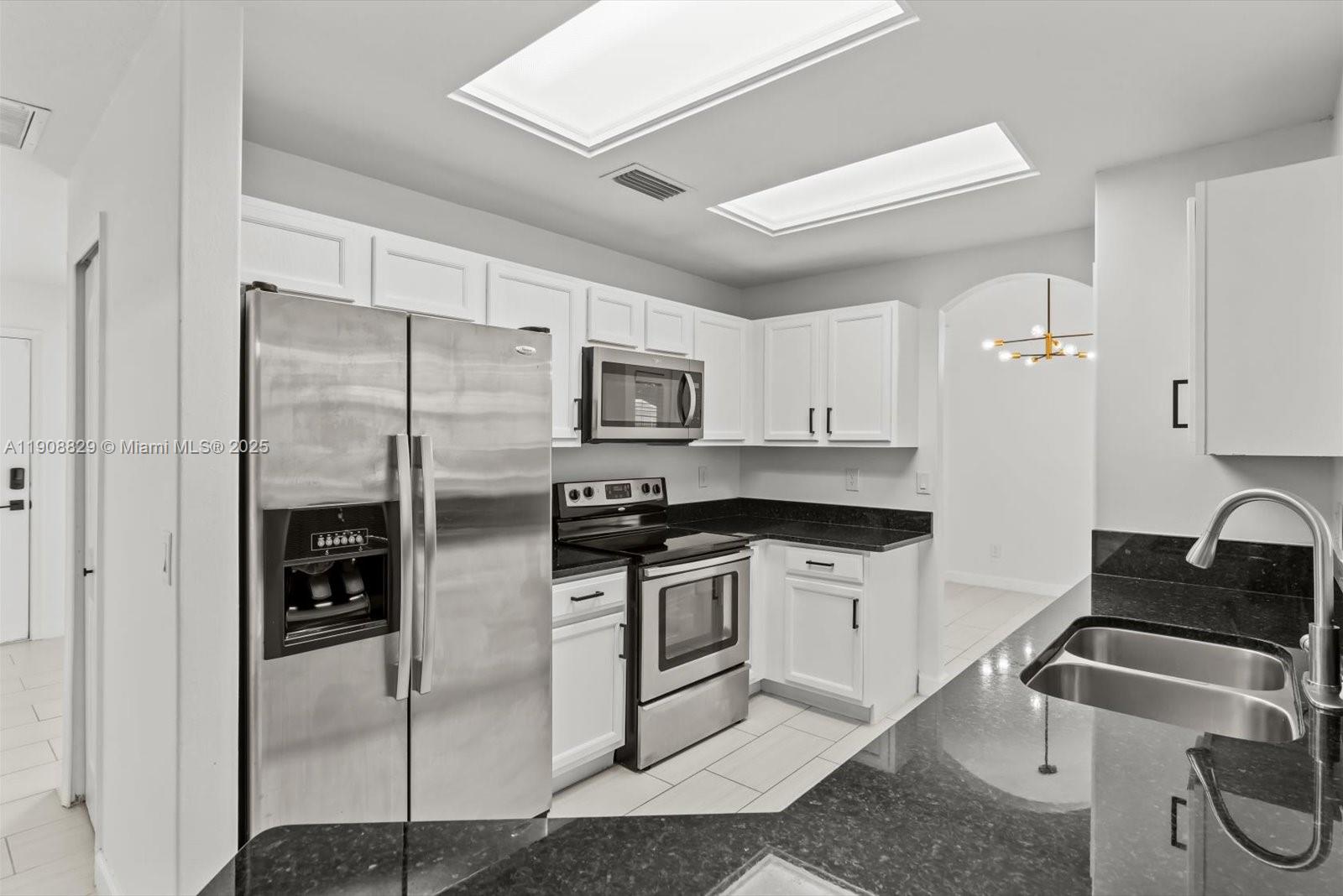 PORT ST LUCIE SECTION 8 - Residential