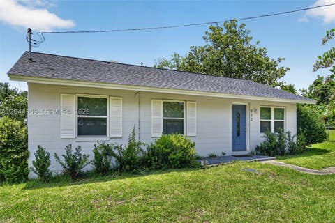 Tiny photo for 912 SW 3rd St, Other, FL 32333 (MLS # A12044309)
