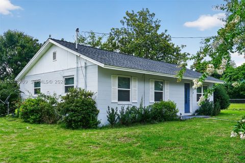Tiny photo for 912 SW 3rd St, Other, FL 32333 (MLS # A12044309)