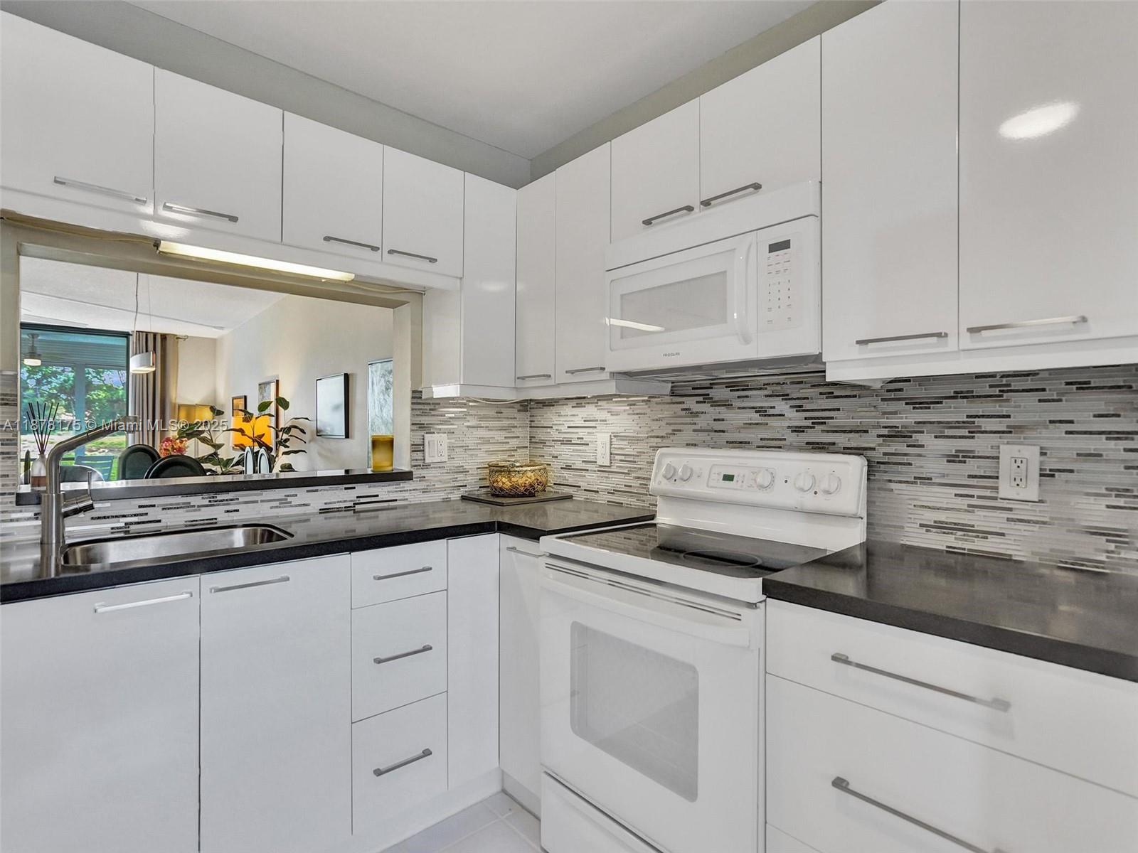 LAKES OF ENVIRON CONDO - Residential