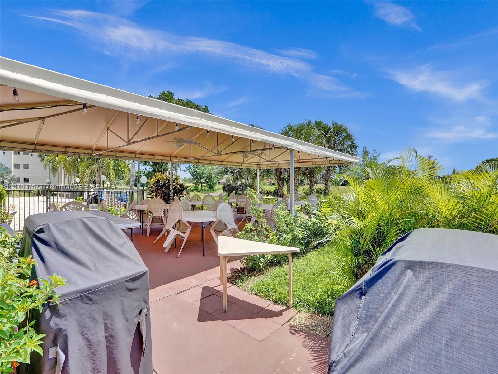 LAKES OF ENVIRON CONDO - Residential