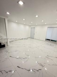 VILLAGE TOWNHOUSES NO ONE - Residential Lease