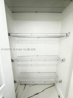 VILLAGE TOWNHOUSES NO ONE - Residential Lease