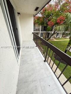 VILLAGE TOWNHOUSES NO ONE - Residential Lease