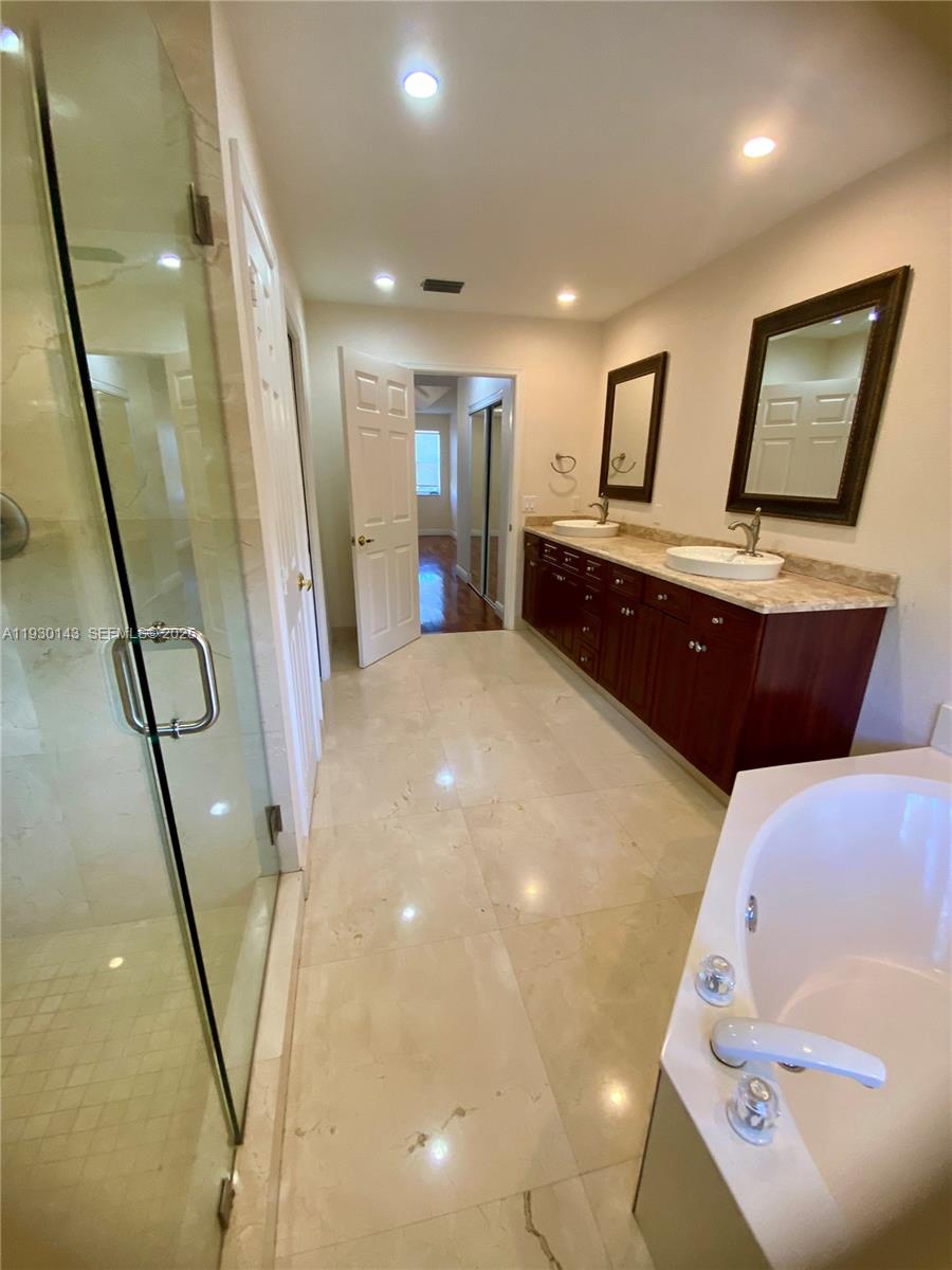 AMBER-RUBY COVE PLAT - Residential Lease