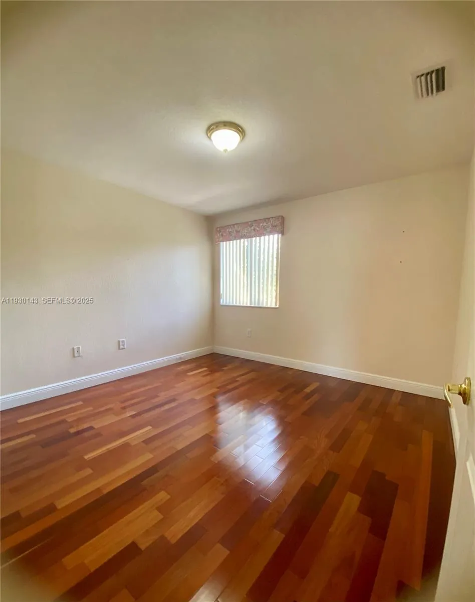 Weston, Florida 33331, United States, 4 Bedrooms Bedrooms, ,3 BathroomsBathrooms,Residential,Active,254874