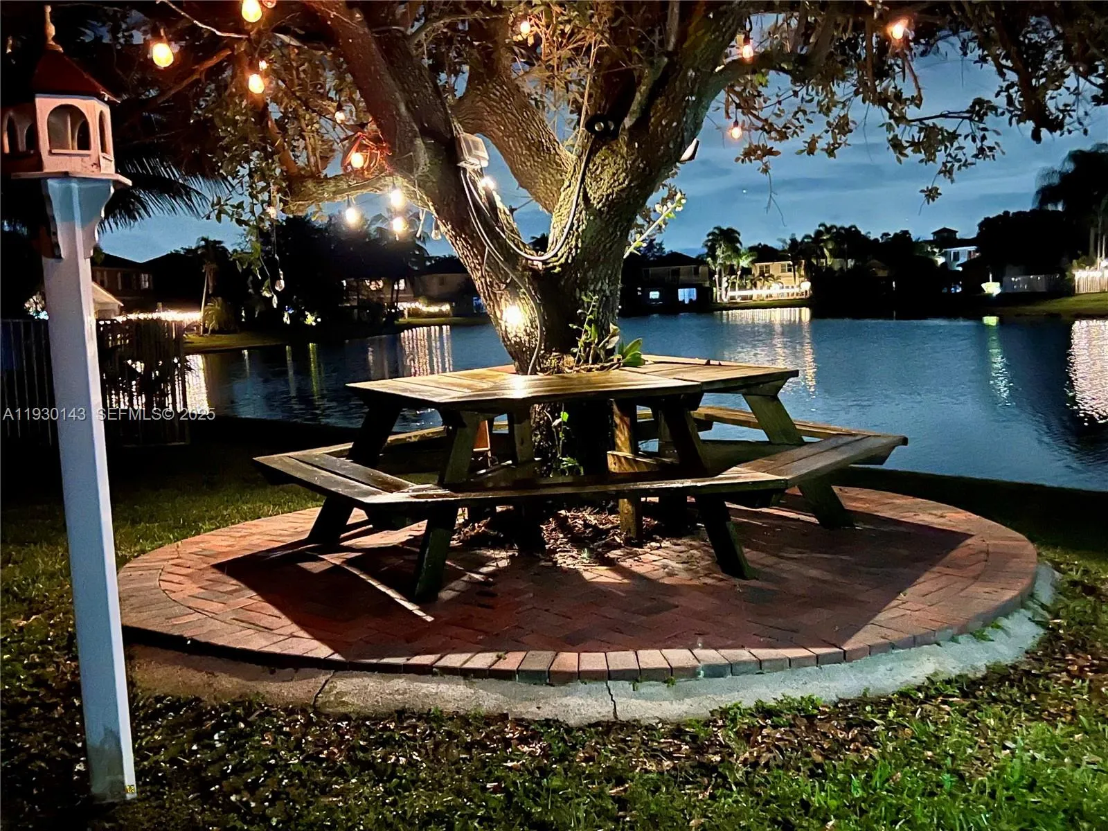 Weston, Florida 33331, United States, 4 Bedrooms Bedrooms, ,3 BathroomsBathrooms,Residential,Active,254874