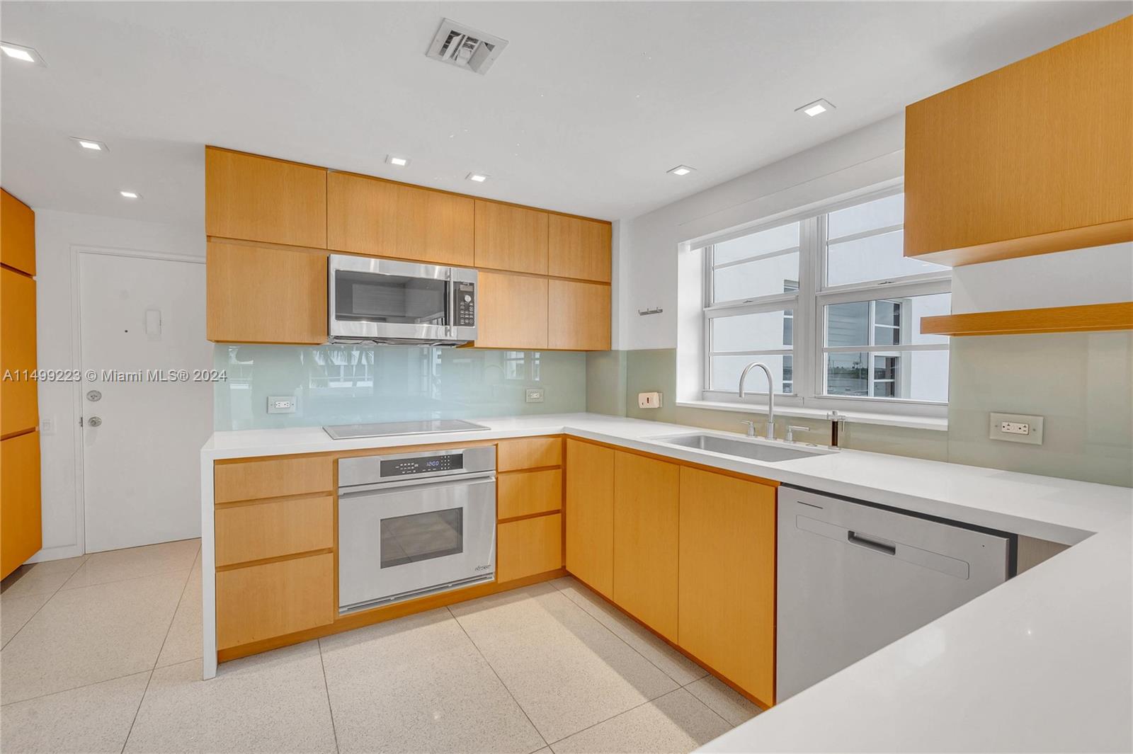 BELLE TOWERS CONDO - Residential