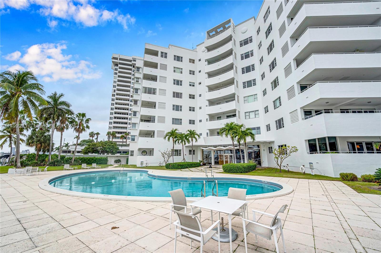 BELLE TOWERS CONDO - Residential