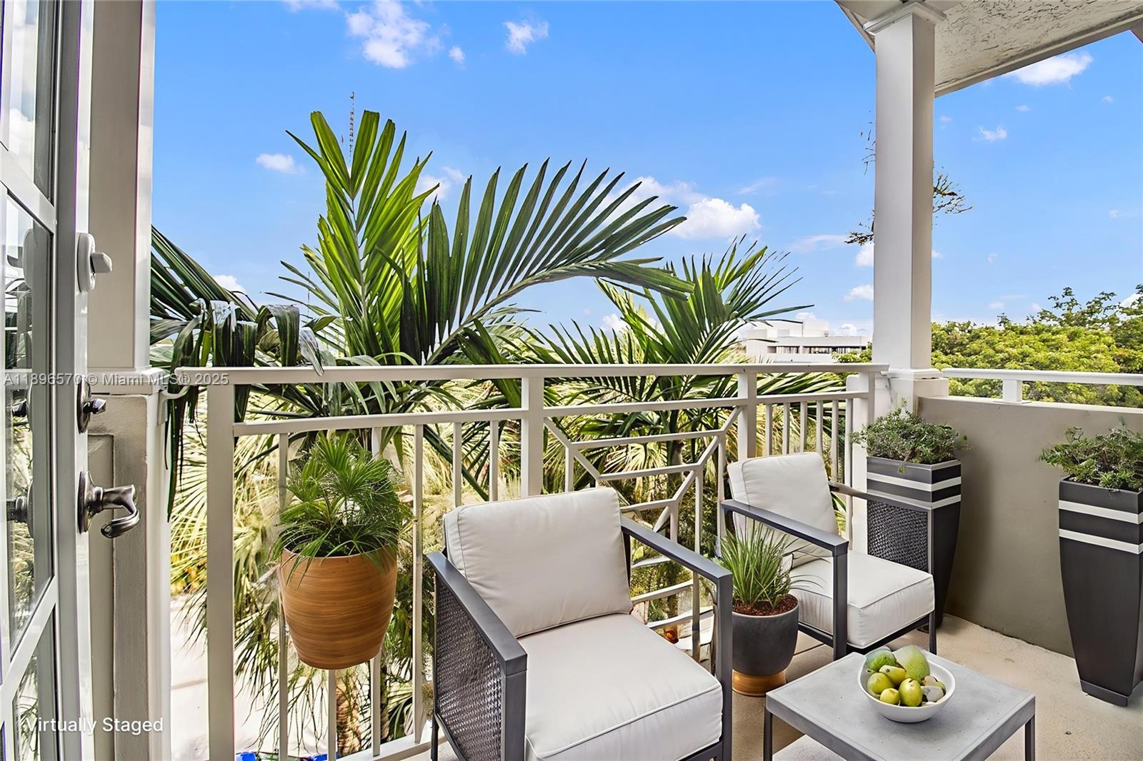Beautiful 3BR/2.5BA townhome in The Village at Sailboat Bend! New flooring, open kitchen, washer/dryer, 2 balconies, spacious primary suite w/dual closets, tub & shower. Prime Fort Lauderdale location near downtown, parks & dining. $3,300/mo.