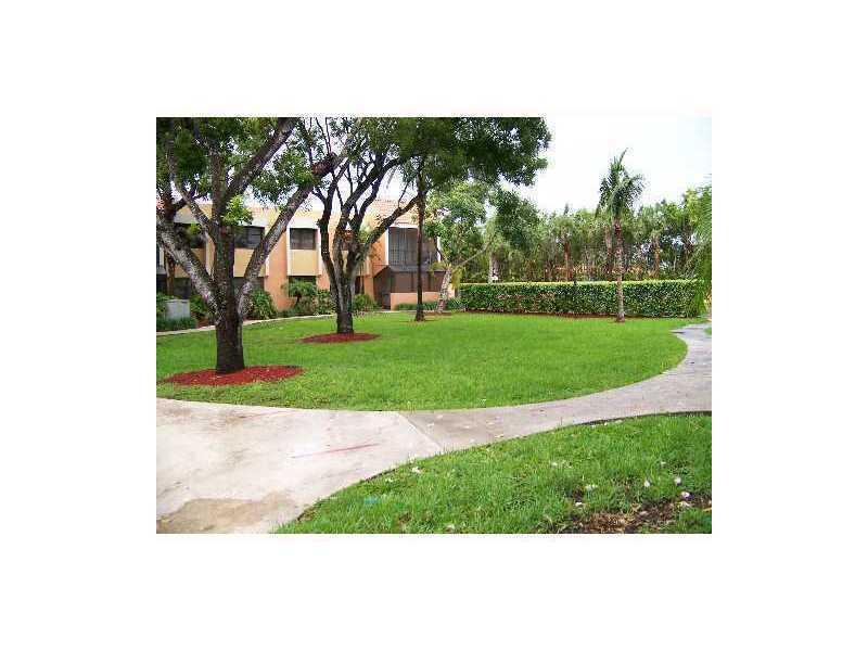 Second Floor unit screened balcony. Great opportunity to rent large master bedroom with big walk in closet. Brand new kitchen with new stainless steel appliances and tile floors. Centrally located complex close to US1. Plenty parking spaces, clubhouse, g ated pool, ready to move in. Available November 1. 24hr. notice. for all showings.