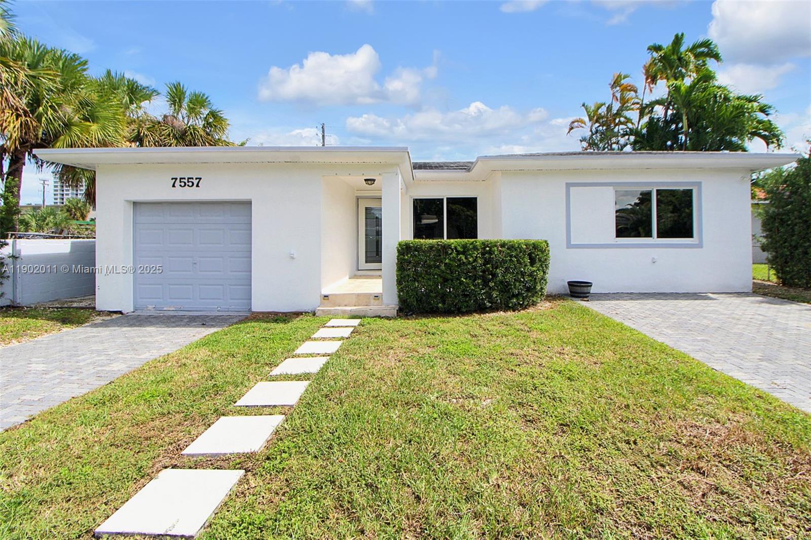 TREASURE ISLAND - Residential