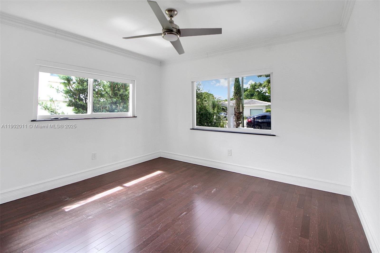 TREASURE ISLAND - Residential