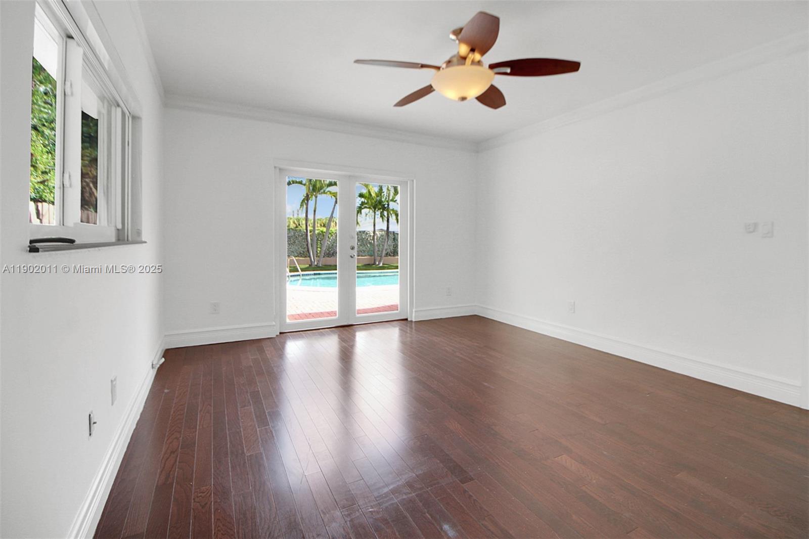 TREASURE ISLAND - Residential