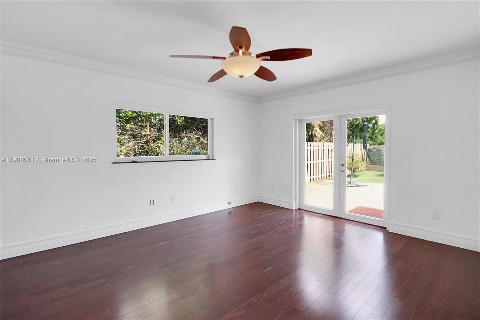 TREASURE ISLAND - Residential