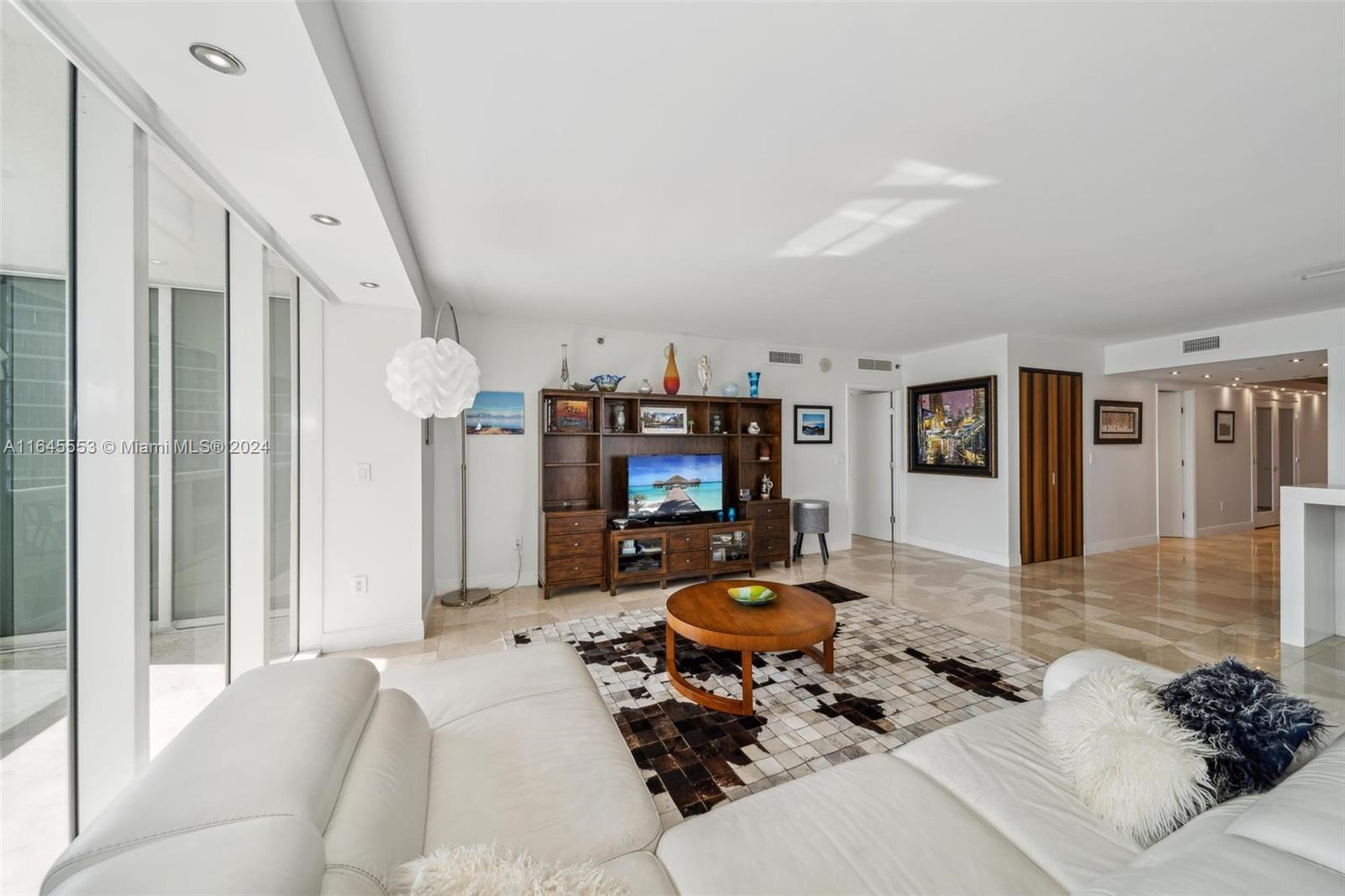 1800 S OCEAN DR 2401
