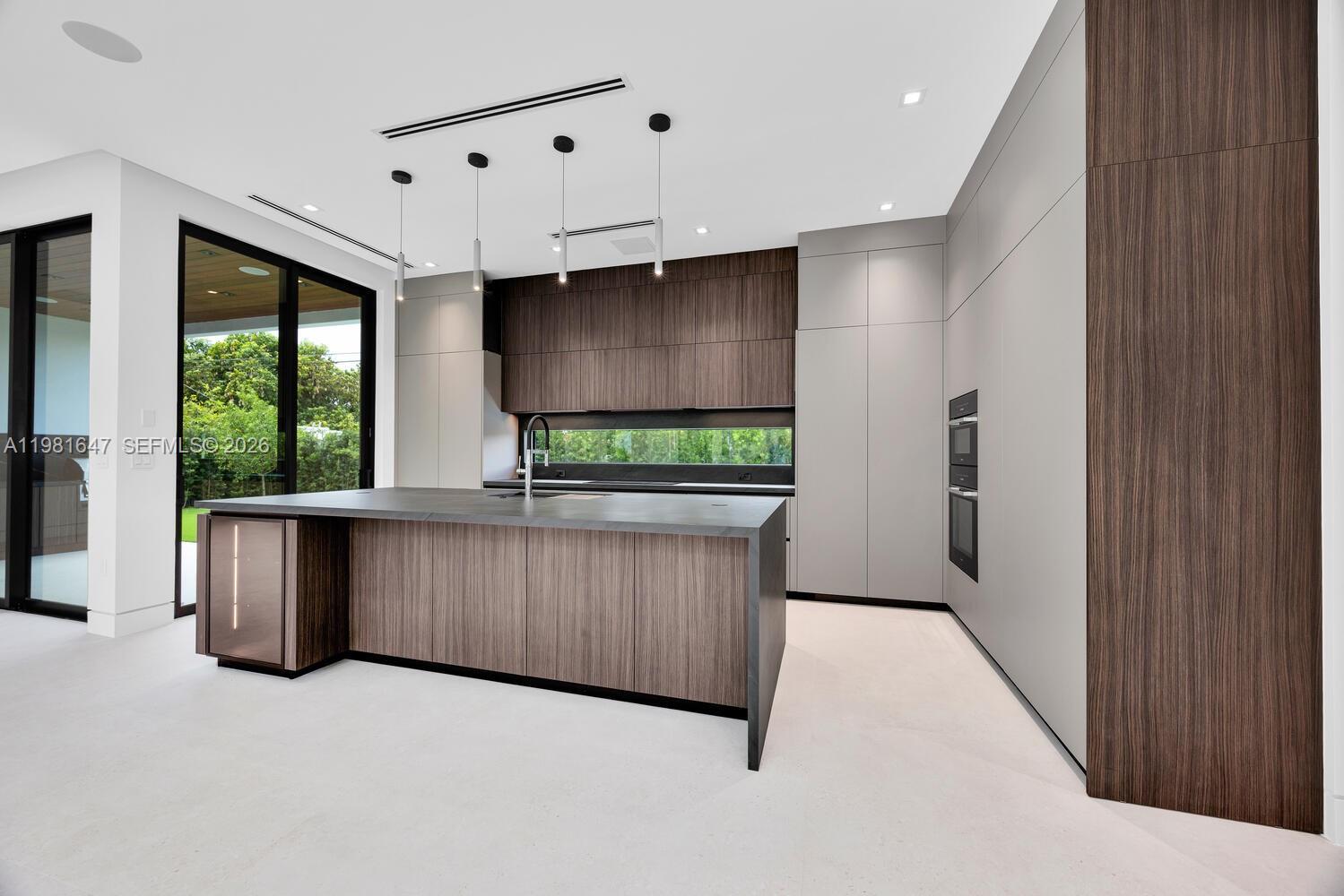 CAMNER GABLES 1ST ADDN - Residential