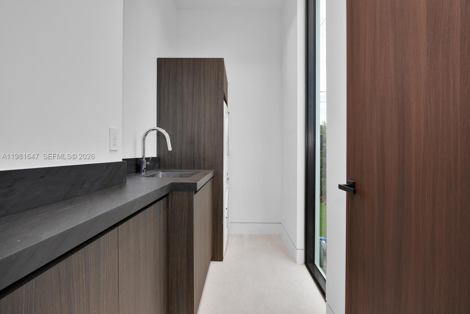 CAMNER GABLES 1ST ADDN - Residential