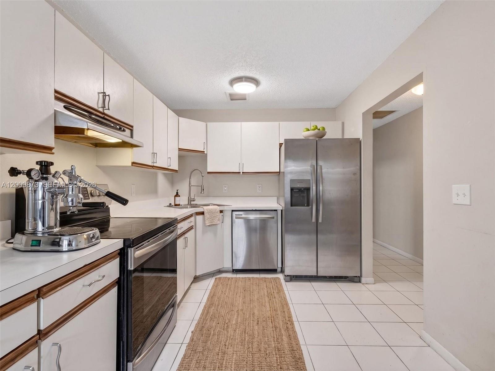 MEADOWS 300 1 - Residential