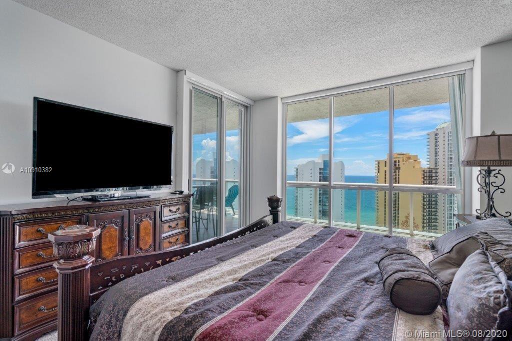 OCEANIA IV CONDO - Residential Lease