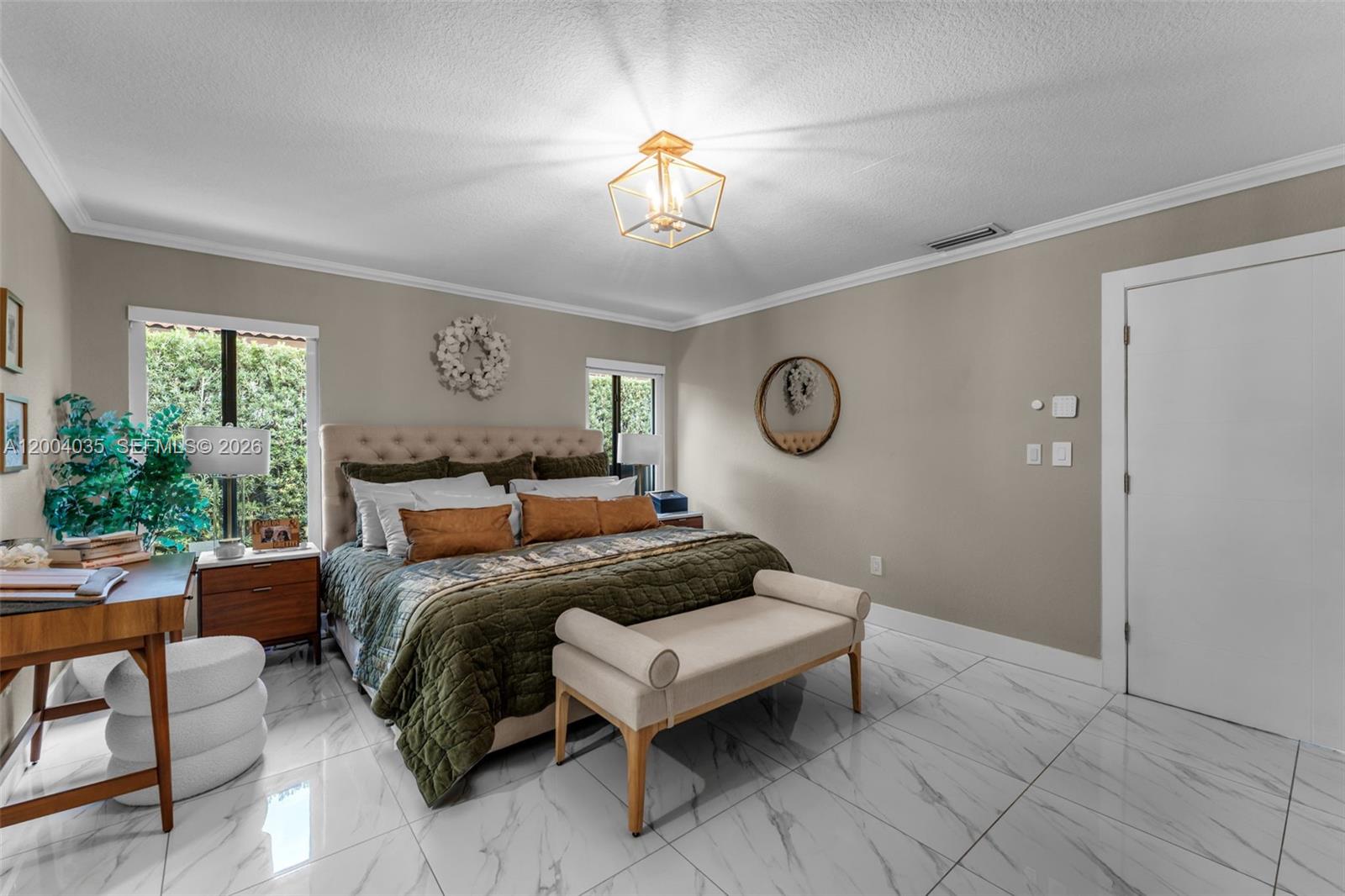 HAMMOCKS SHORES - Residential