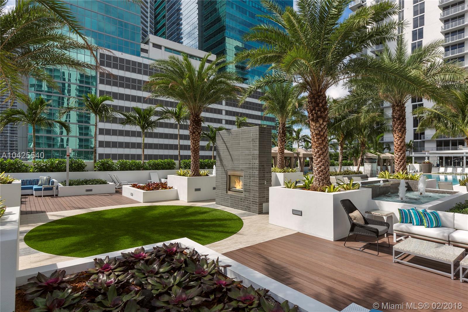 Monarc at Met 3 - Residential Lease