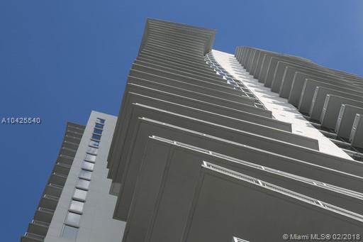 Monarc at Met 3 - Residential Lease