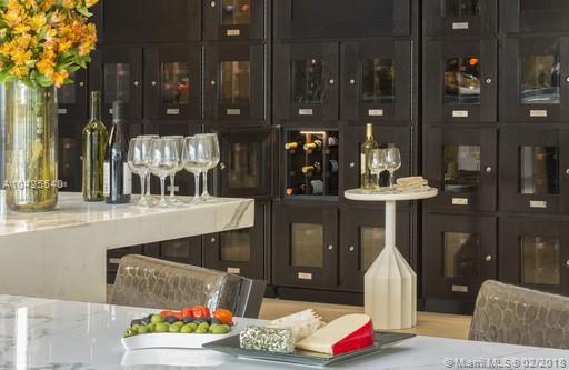 Monarc at Met 3 - Residential Lease