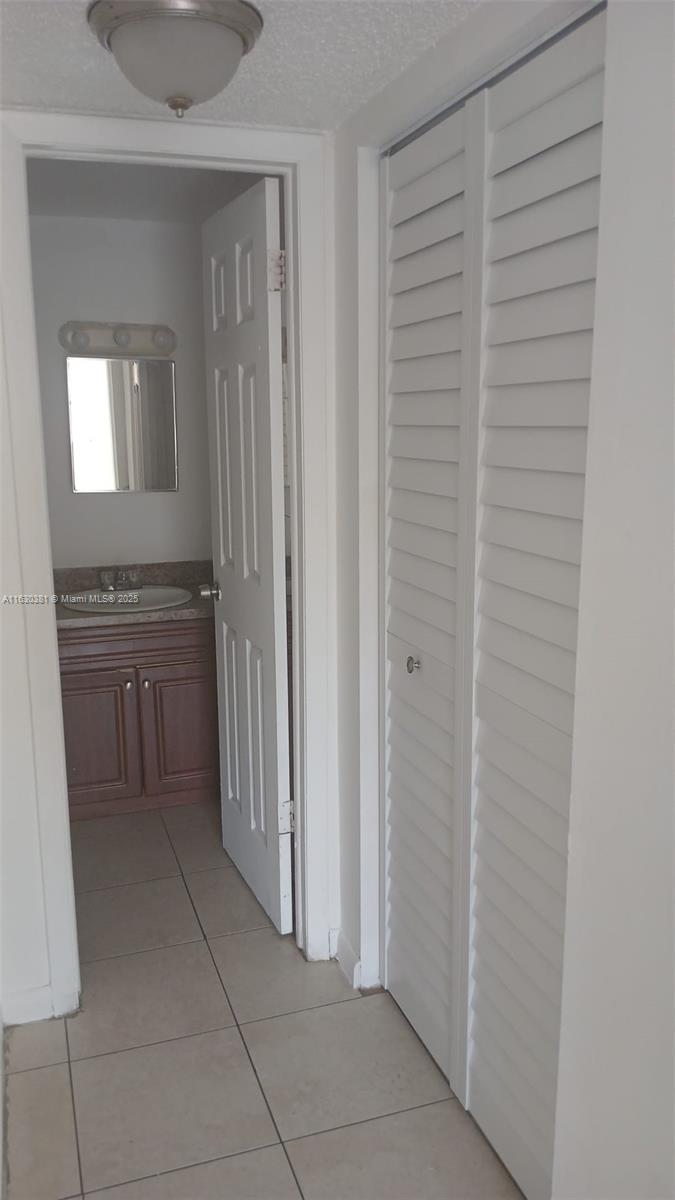 SUNSET HILLS I CONDOMINIU - Residential