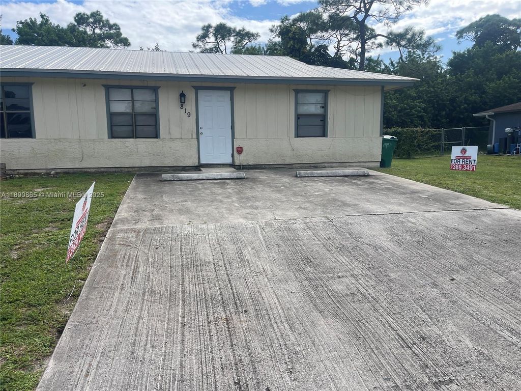 Photo of 819 King Orange Dr #819, Fort Pierce, FL 34982 (MLS # A11890865)